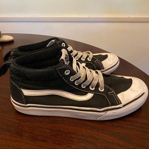 Vans High Tops Black and White Kids size 5 GUC